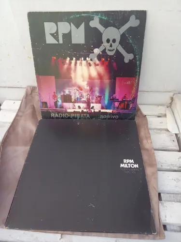 2 LPs discos vinil Rock Nacional RPM Rádio Pirata Ao Vivo e RPM Milton