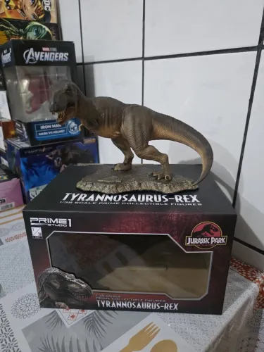 Action figure T Rex da prime 1 escala 1/38