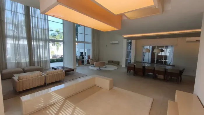 Seu lar e de sua família no condomínio Crystal Lake, o melhor condomínio de casas da Barra