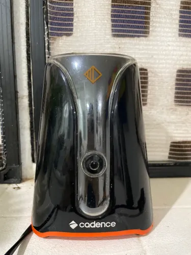 Motor modelo : Blender Zoop Contrast Cadence 220V