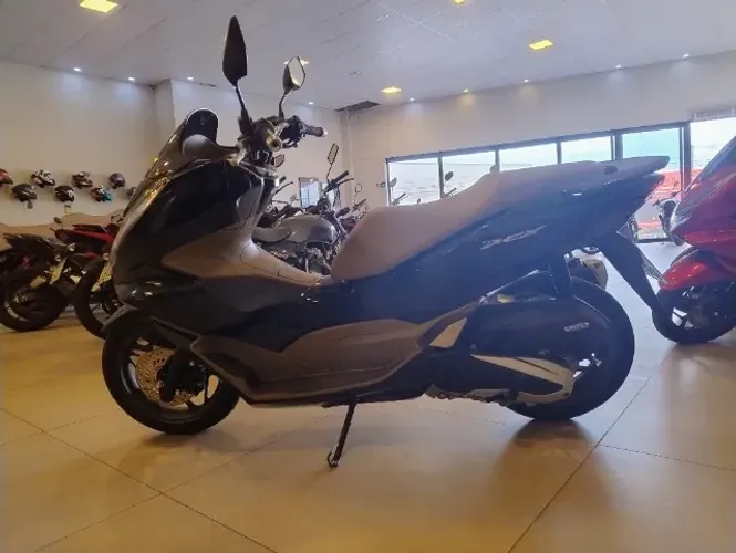 PCX 160 DLX 25/26