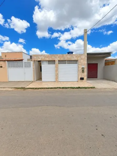 Alugo casa Mangabeira