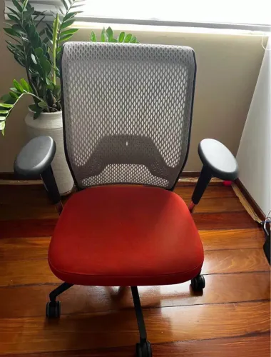 Cadeira VITRA ID Mesh by Antonio Citterio 