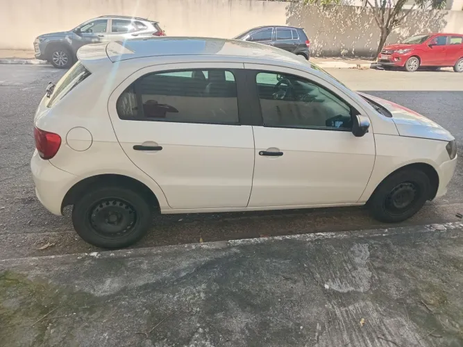 Volkswagen Gol Geração VI City 1.0 8V MI Total Flex 2P 2014