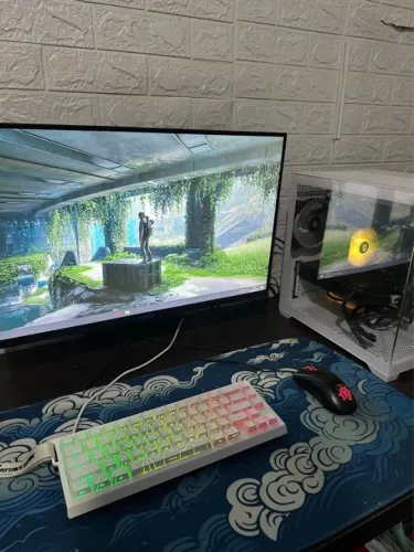 Pc Gamer Ryzen 5 5600 + RX 7600 8gb + 8Gb Ram DDR4