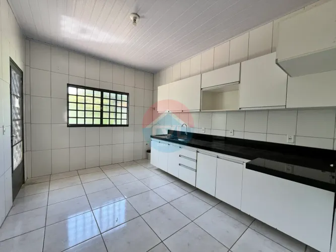 CASA COMERCIAL E RESIDENCIAL NO CENTRO DE VARZEA GRANDE codigo: 25575