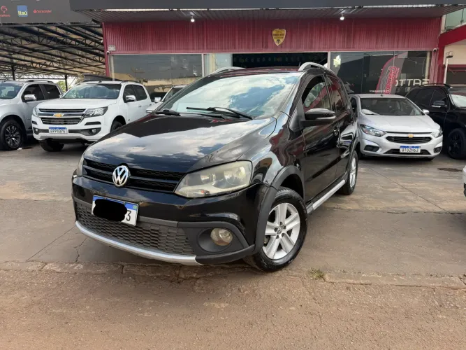 Volkswagen Crossfox 1.6 MI Total Flex 8V 5P 2011