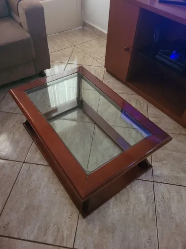 Conjunto mesa de centro e canto