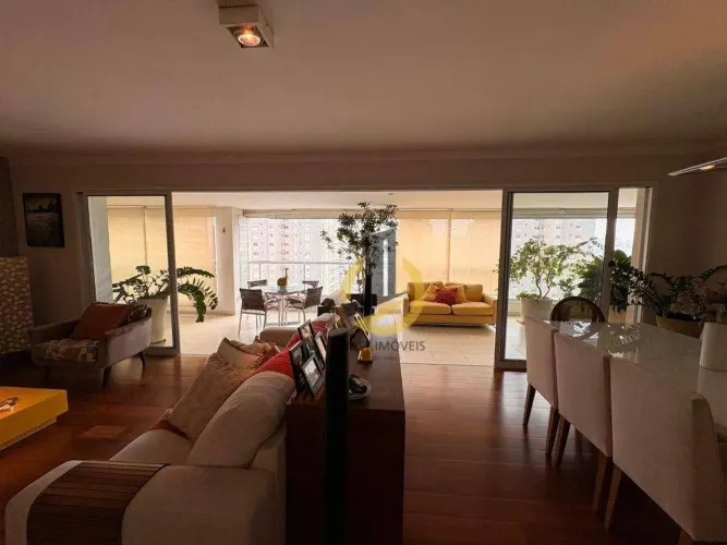 Apartamento à venda no Condomínio Plaza Mayor Ipiranga - 240m² - 4 suítes - varanda gourme