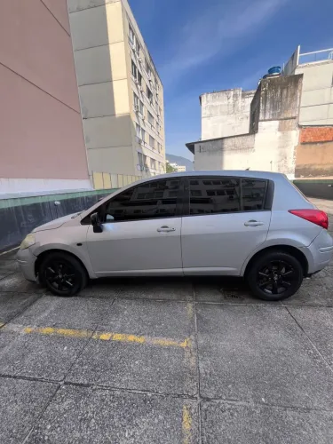 Nissan Tiida S 1.8/1.8 Flex 16V Mec. 2011