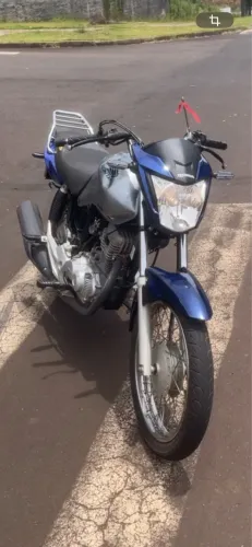 Moto com detalhes