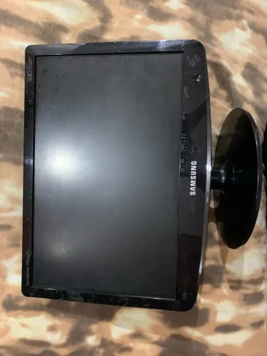 Monitor Samsung SyncMaster 732NW Plus 17" LCD - Funcionando