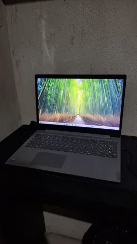 Notebook ideapad lenovo,mouse gamer+mousepad,fone de ouvido+carregador original.