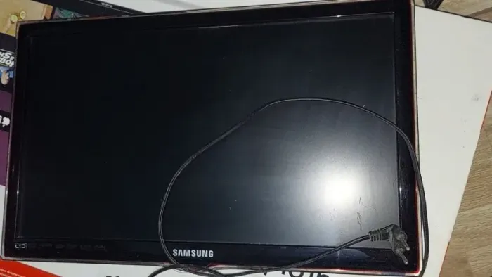 VENDO TV SAMSUNG com defeito