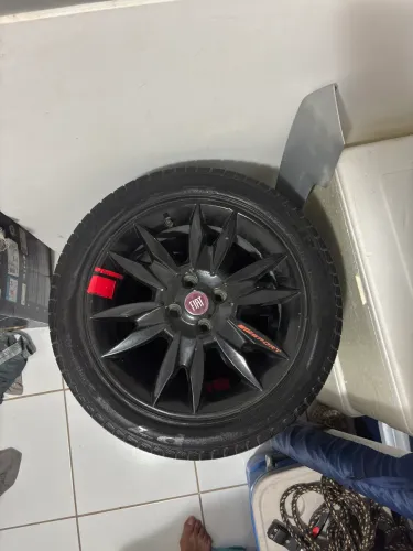 Rodas 16 - 195/55 com Pneus