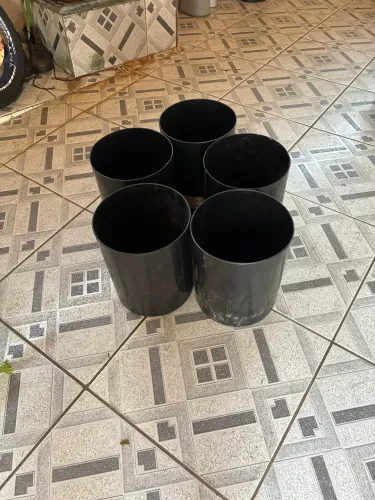 Lixeira para banheiro