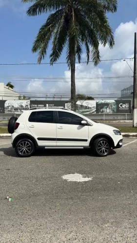 Volkswagen Crossfox 1.6 MI Total Flex 8V 5P 2013
