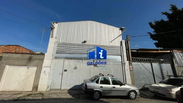 Galpão Industrial com 240m² em Guarulhos - SP