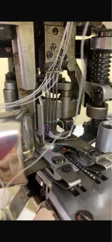 Máquina Industrial Siruba Pneumática Direct Drive - 4 Agulhas