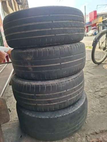 Vendo 4 Pneus Meia Vida 195/55/15