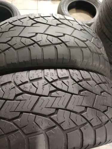 PAR DE PNEUS 265/65/17 MARCA VIGOROUS AT601 COM 80% DE BORRACHA ORIGINAL SEM DEFEITO 