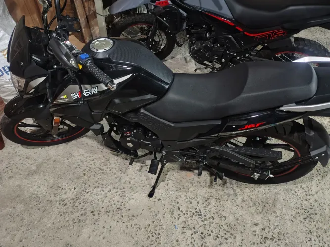 Vendo moto Shineray Jef 150s