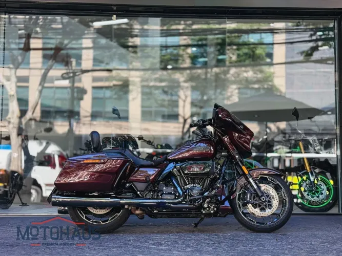 Harley-davidson Cvo street glide flhxse 2024