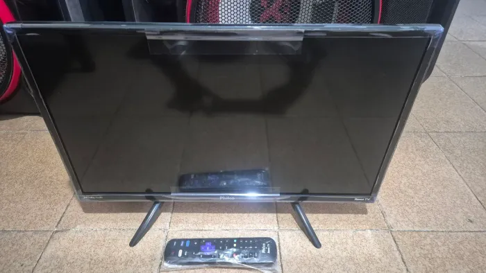 Smart TV Philco Roku 24 Polegadas Nova