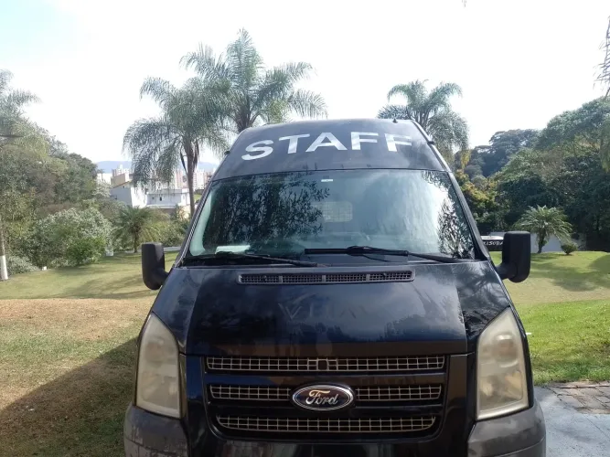 Ford Transit Furgão 2.2 Tdci Longa Diesel 2014