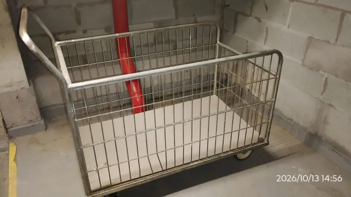 Carro de metal para Mercadoria