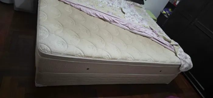 Vendo colchão King