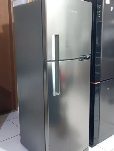 Vendo geladeira Brastemp 370l Frost Free, em perfeito estado