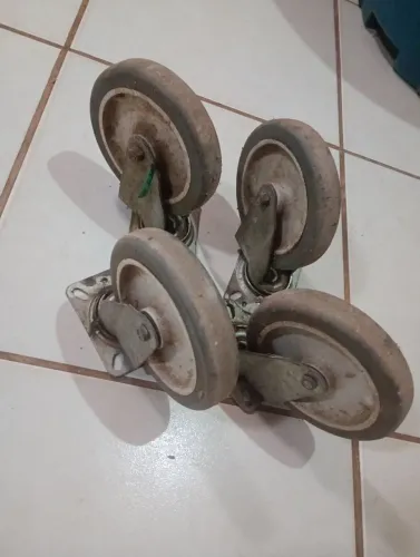 4 rodanas