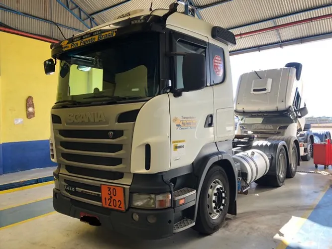 Scania R440