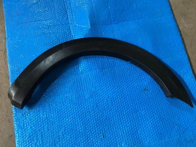 Moldura Lateral Tras Esquerda Saveiro G6 Cross