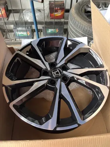 Roda Civic aro 20 Black diamantada.