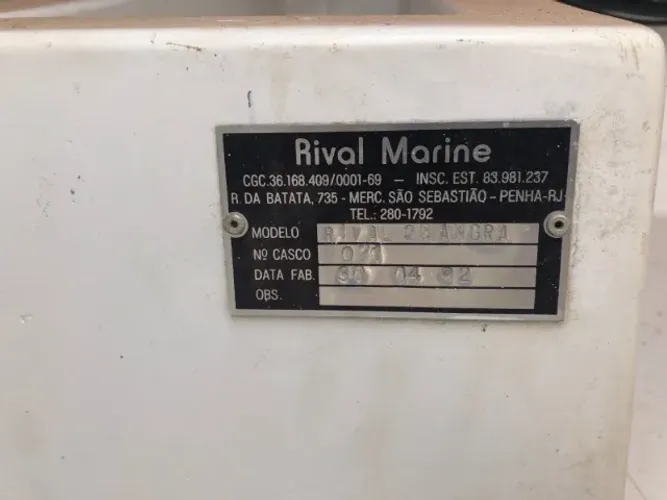 lancha cabinada e registrada na marinha
