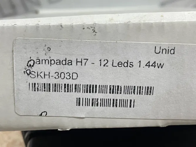 Lâmpada led h11 a unidade