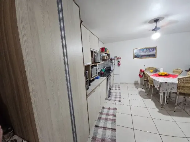 Casa de 3 quartos com Suíte com garagem e Edícula valor R$495 mil Reais. VG