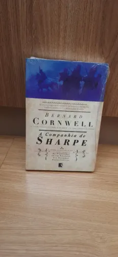 Sharpe - Bernard Cornwell - dois livros lacrados