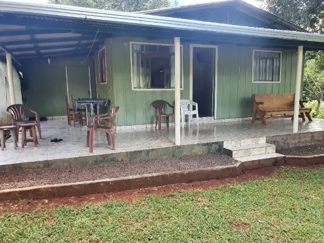 9 Alqueires, 4 de lavouras, pasto,casa, estrebaria galpão açude 500 m do asfalto