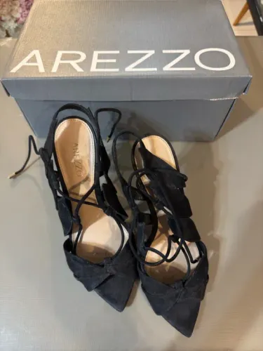 Sandálias Salto Alto Arezzo Preto - Suede