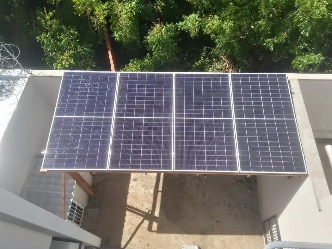 ? Instalação de Placas Solares e Serviços Elétricos Profissionais ?