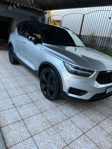 Volvo XC40 T-5 Momentum 2.0 252cv AWD 2018