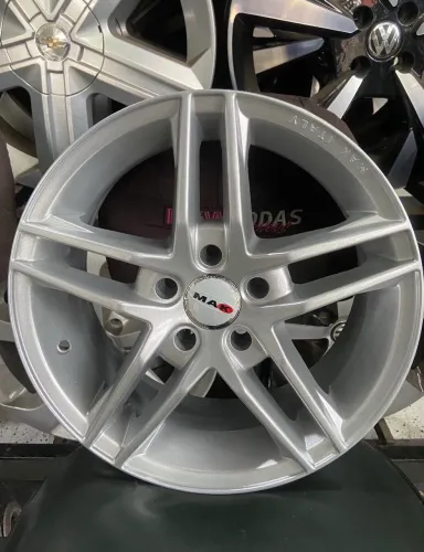 Rodas de Liga leve aro 15 Mak Semi-novas 