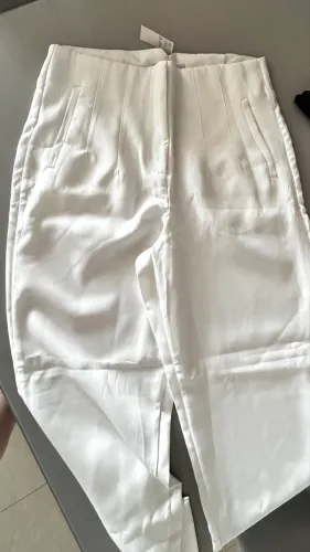 Calça modelo zara nova 42 branco 