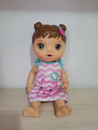 Boneca Baby Alive Cuida de Mim