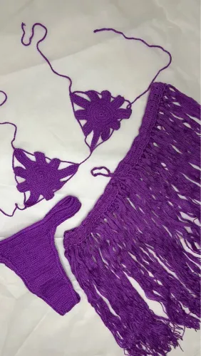 Conjunto Crochê Roxo - Biquíni + Saia com Franjas Artesanal 