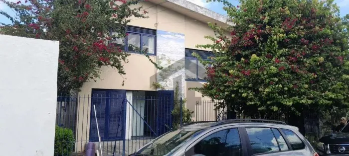 Casa Comercial ou Residencial de 400m² para alugar ou vender, com 4 quartos, localizado na