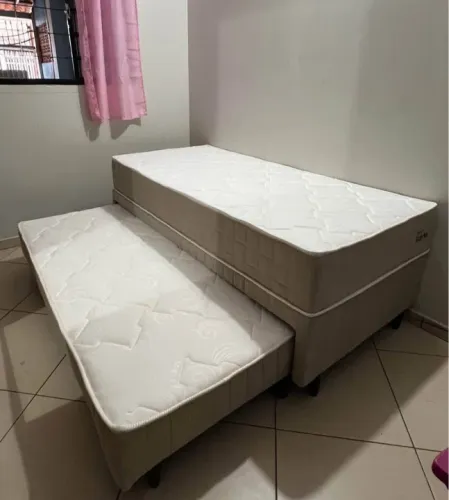 Cama box solteiro com auxiliar molas ensacadas em cima e embaixo